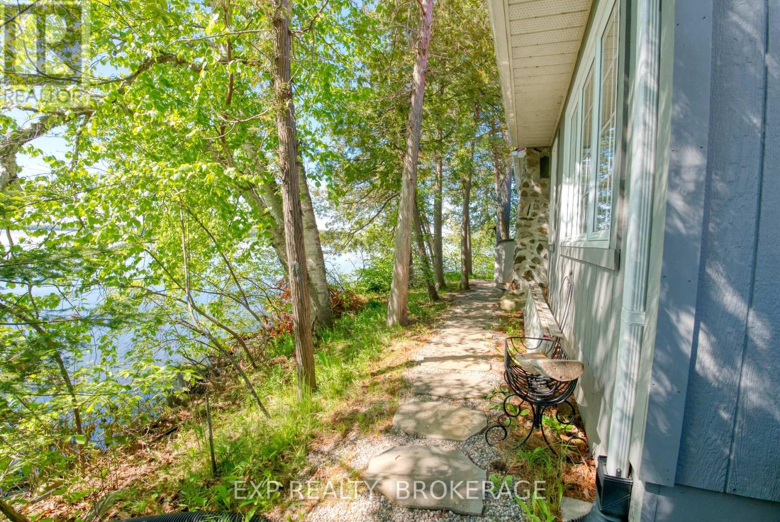 832 SHARBOT LAKE - 34