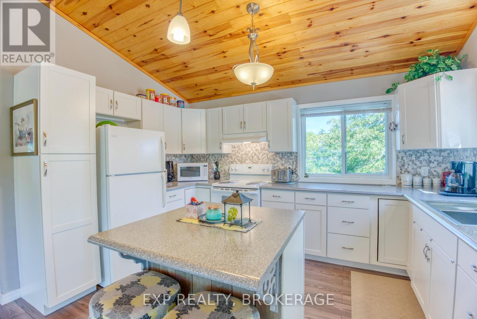832 SHARBOT LAKE - 8
