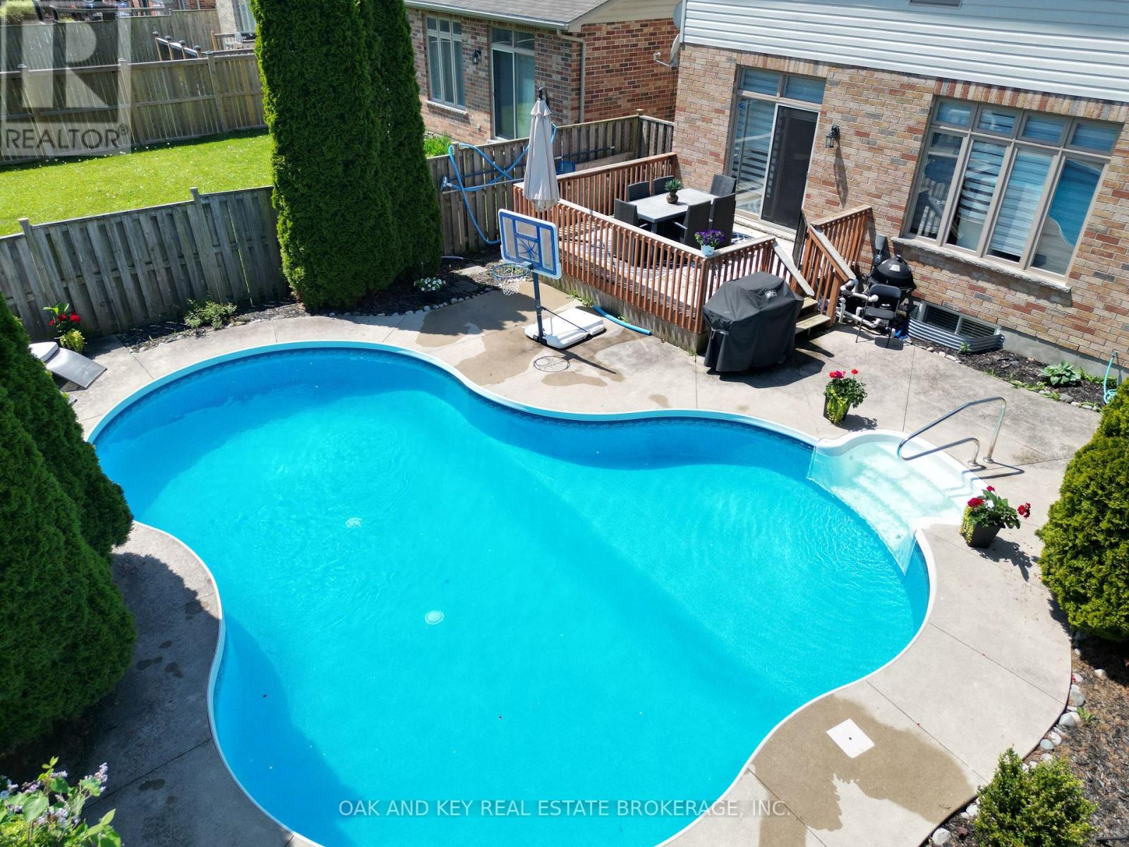 2180 LILAC AVENUE - 42
