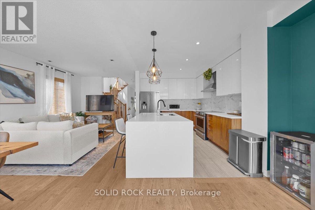 255 TRAILSEDGE WAY - 14