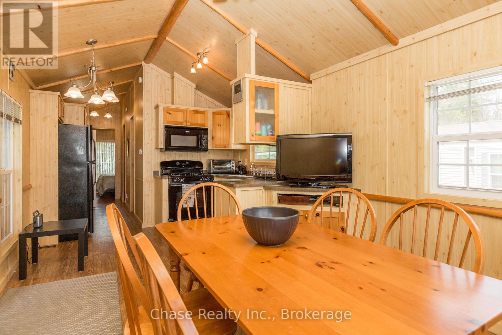38 TEMAGAMI TRAIL - 8