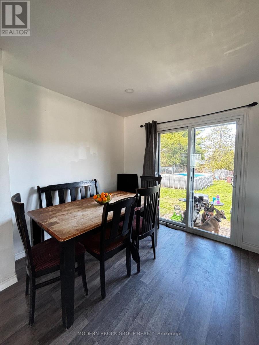 2499 PERTH ROAD - 7