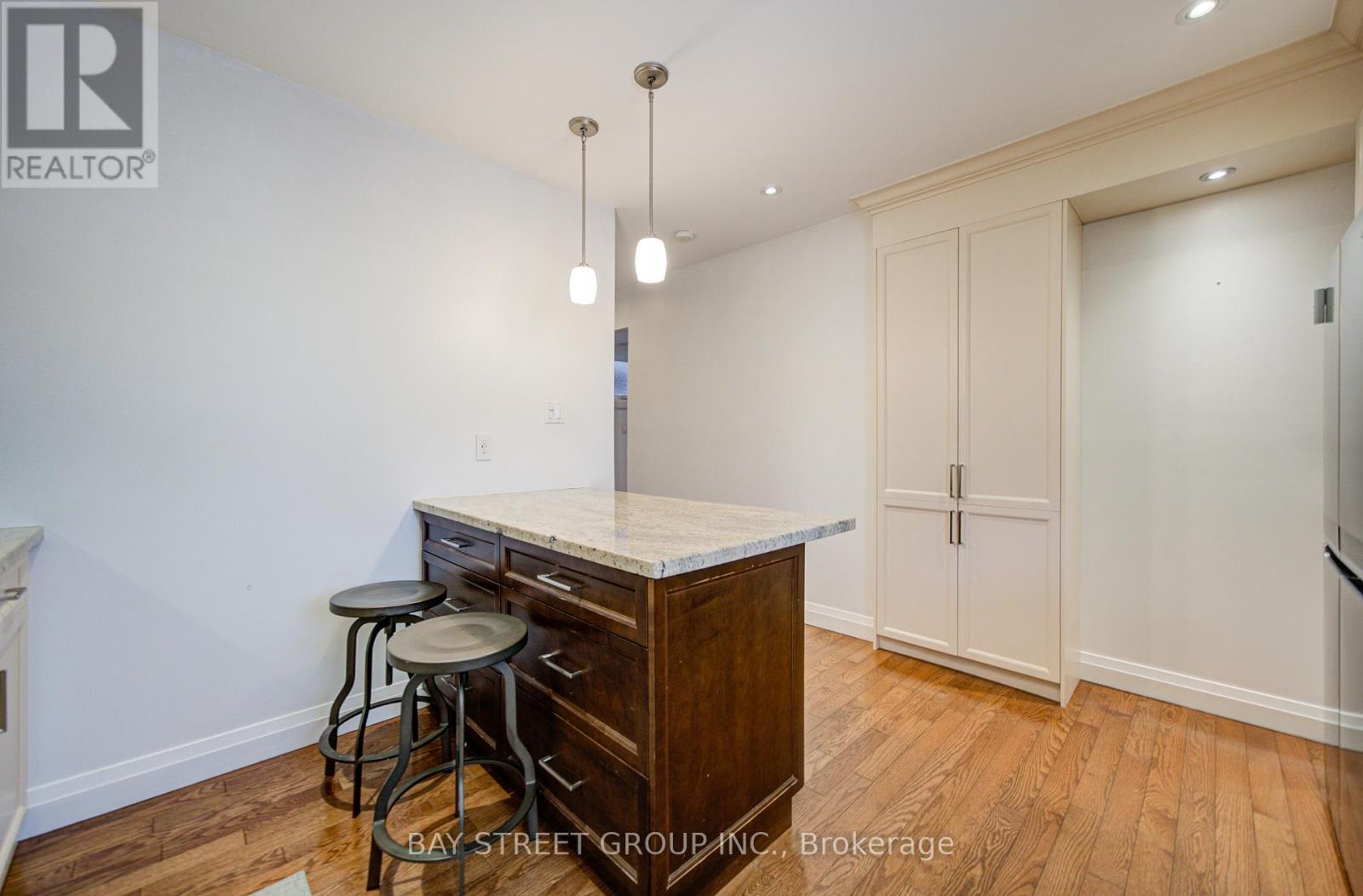 95 HOPEDALE AVENUE - 20
