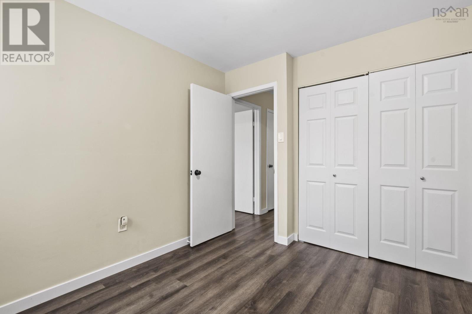 222 Willett Street - 27