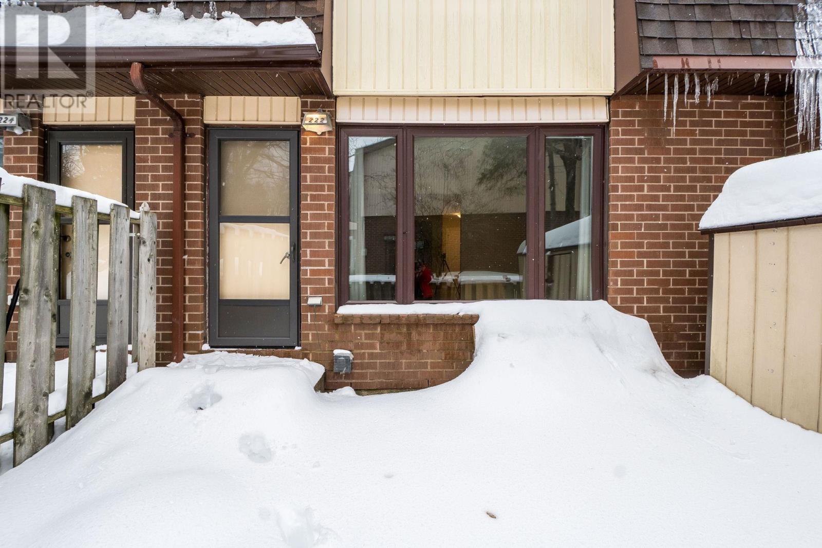 222 Willett Street - 36