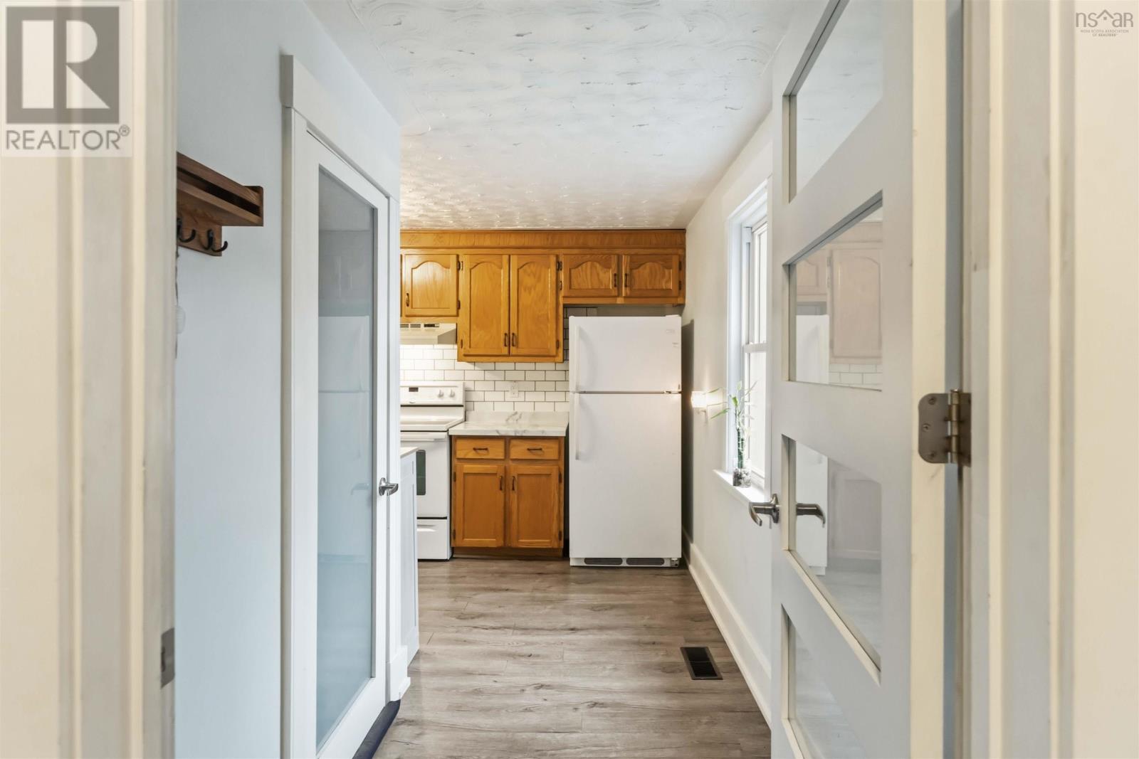 Property 27 of 32 of 363 Canaan Avenue