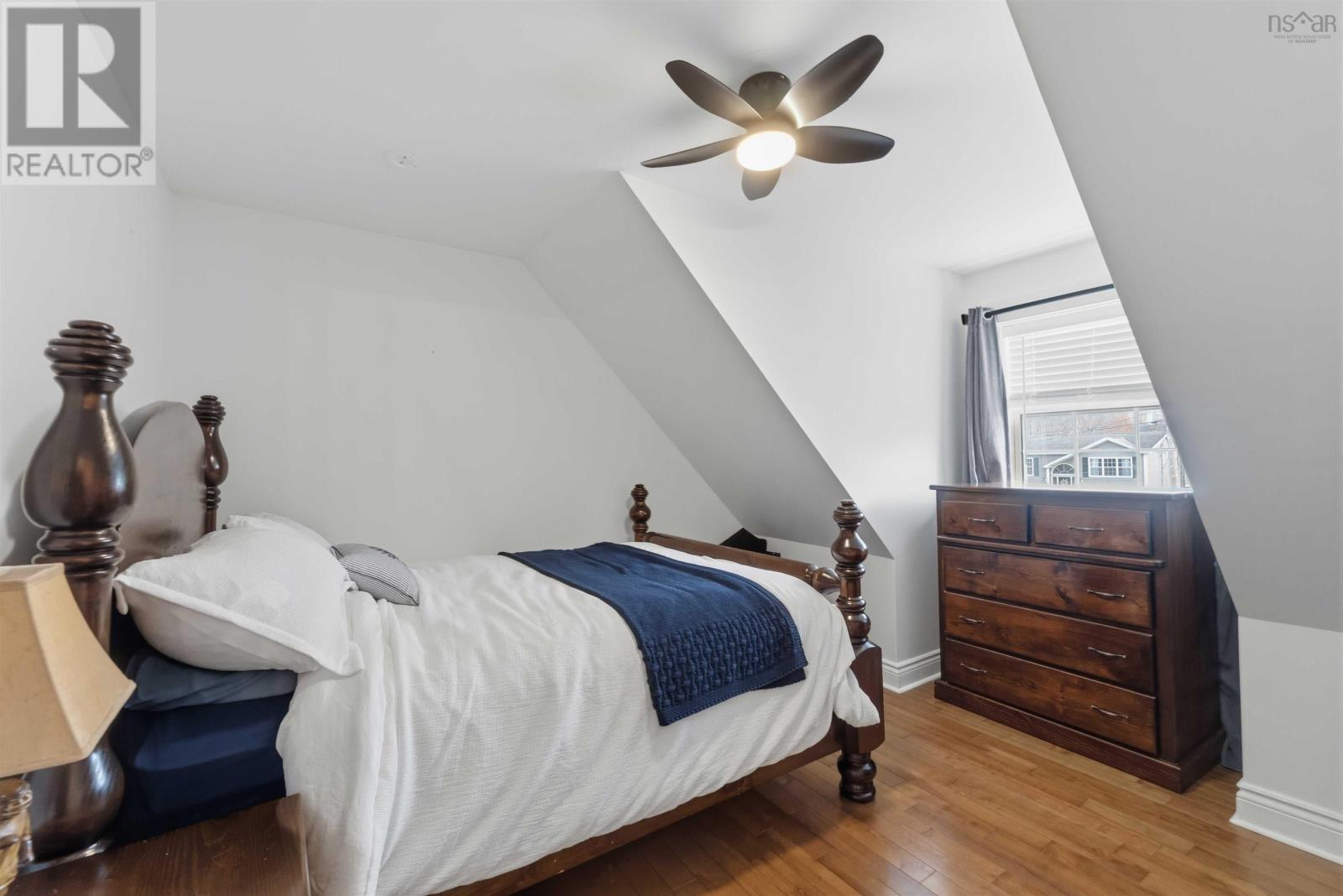 10 Macintosh Street - 22