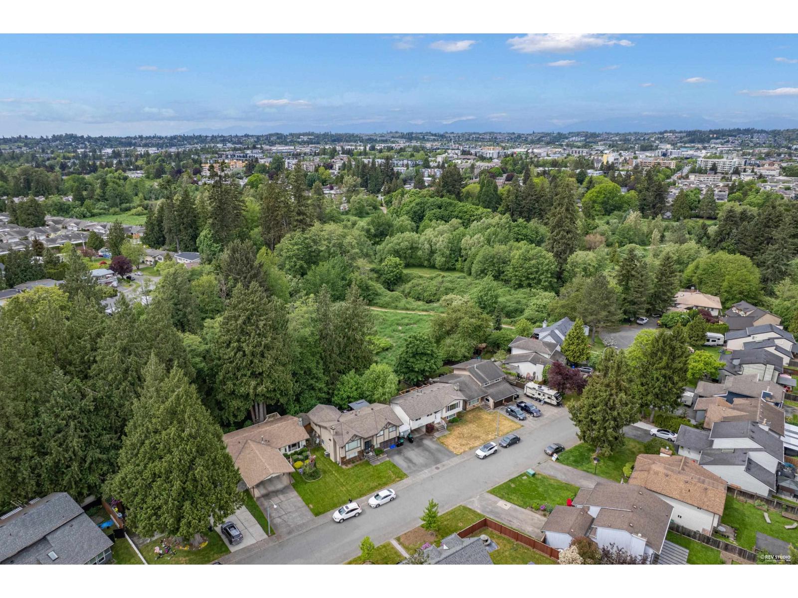 5015 204 STREET, Langley