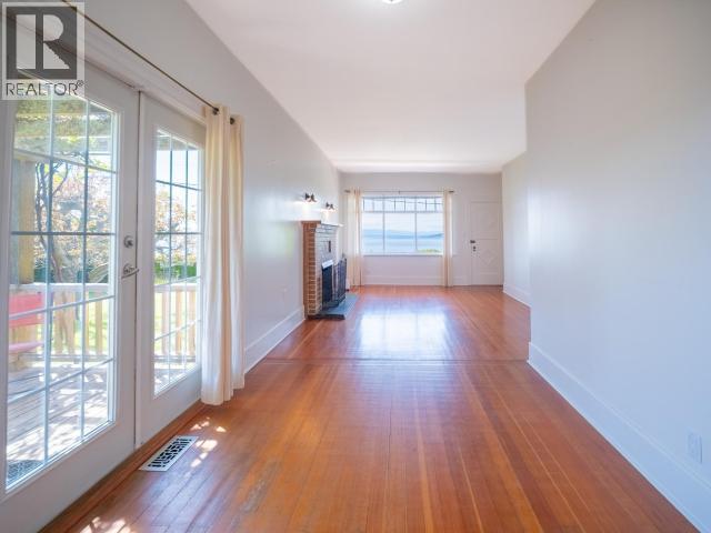 4154 MARINE AVE - 24