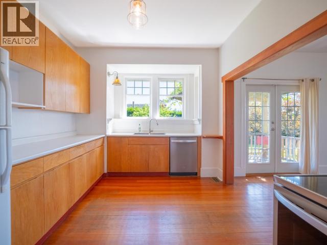 4154 MARINE AVE - 11