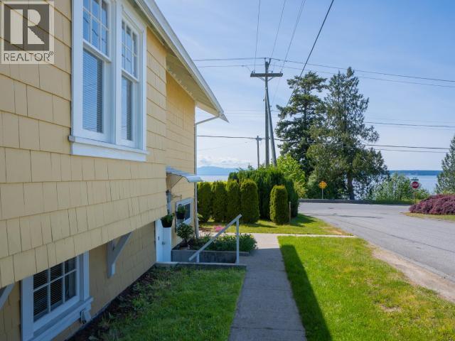 4154 MARINE AVE - 56