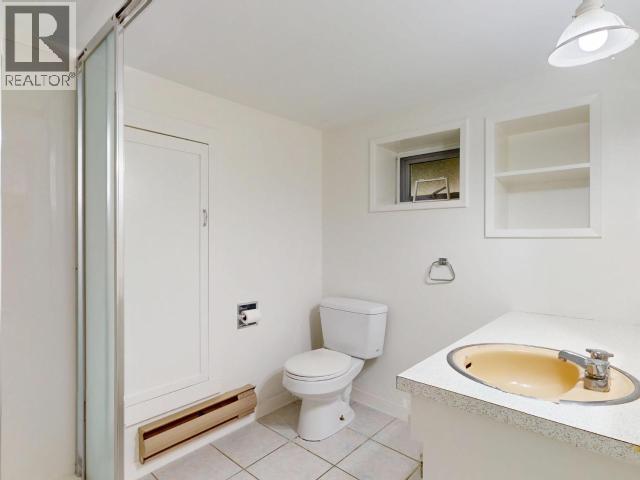 4154 MARINE AVE - 40