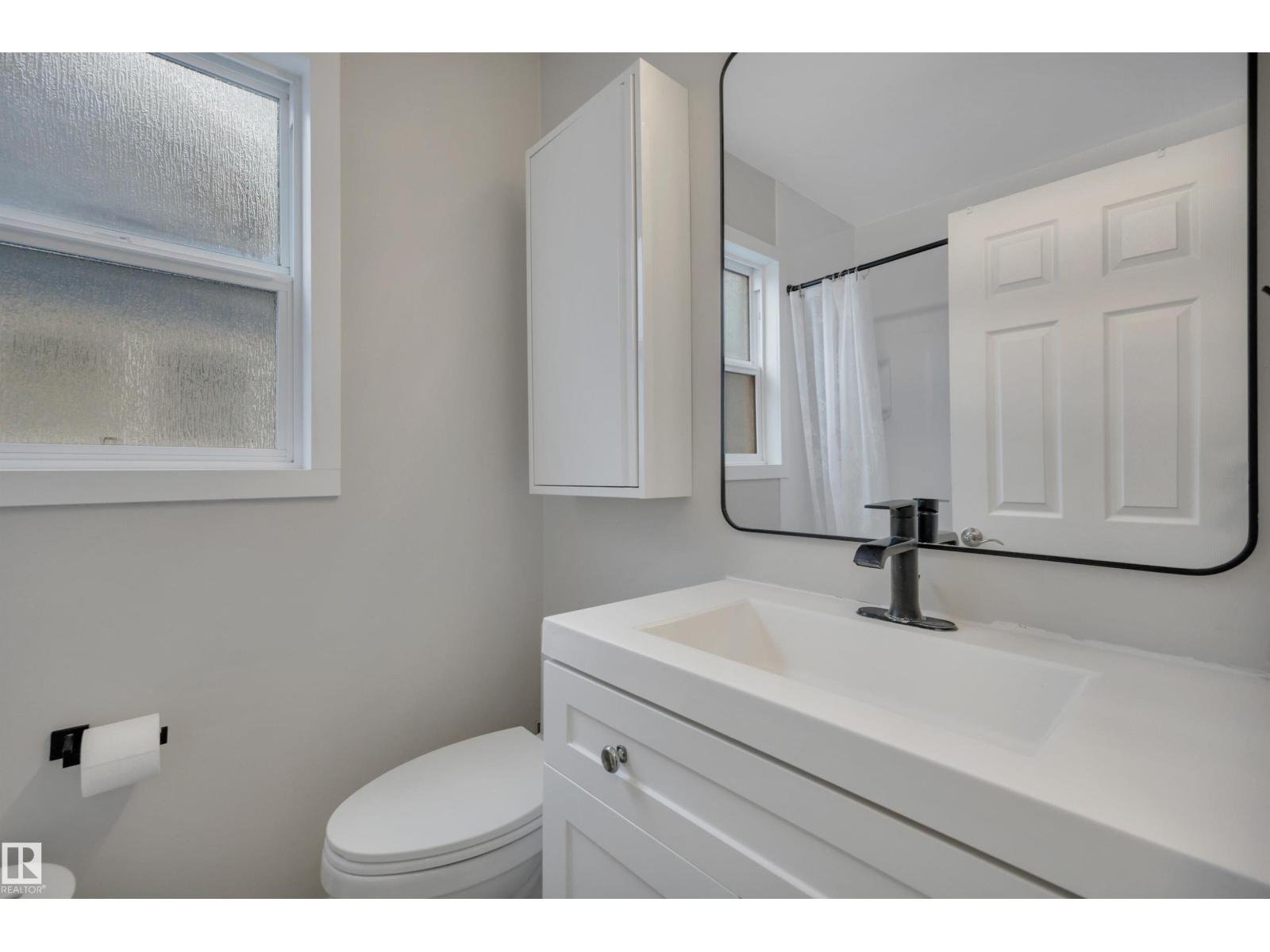 6011 107 ST NW - 26