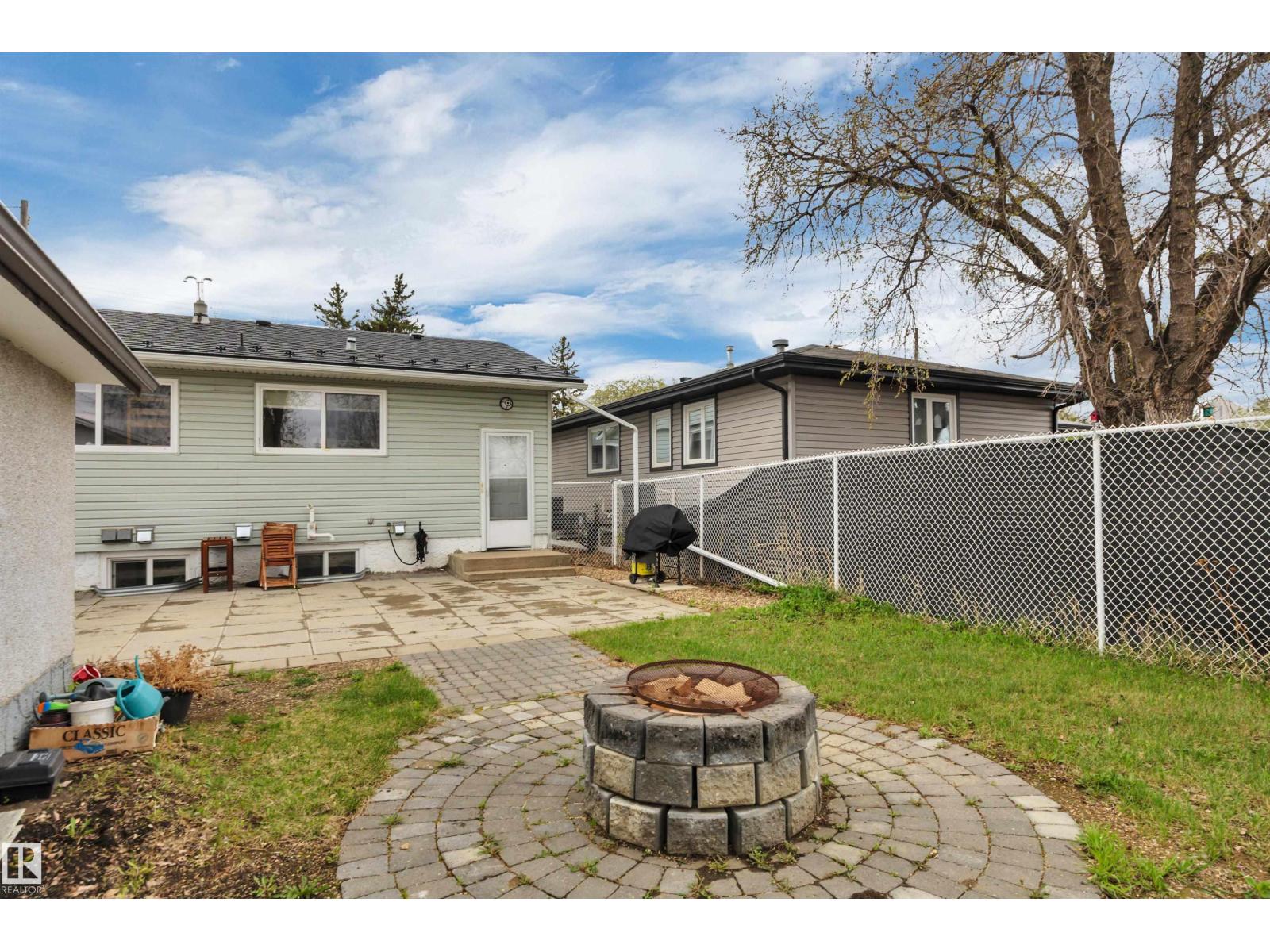 6011 107 ST NW - 51