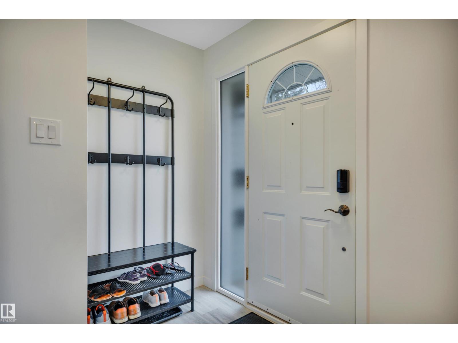 6011 107 ST NW - 61