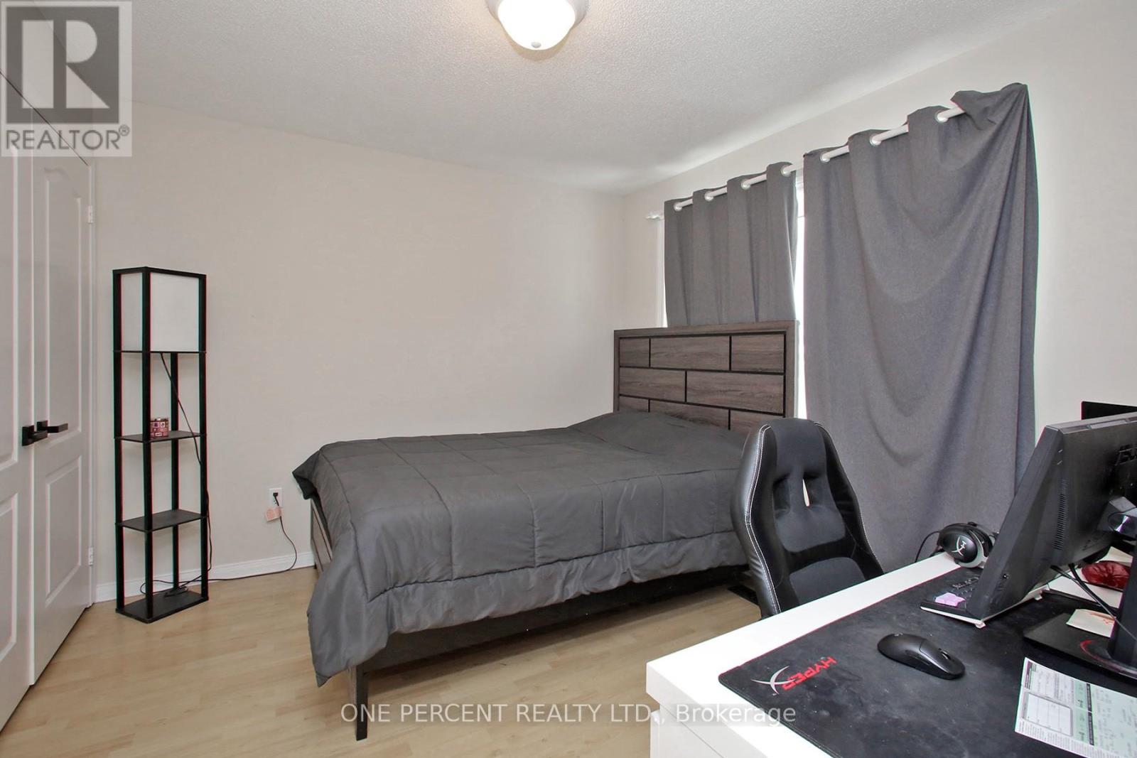 5 WATSON ROAD - 23