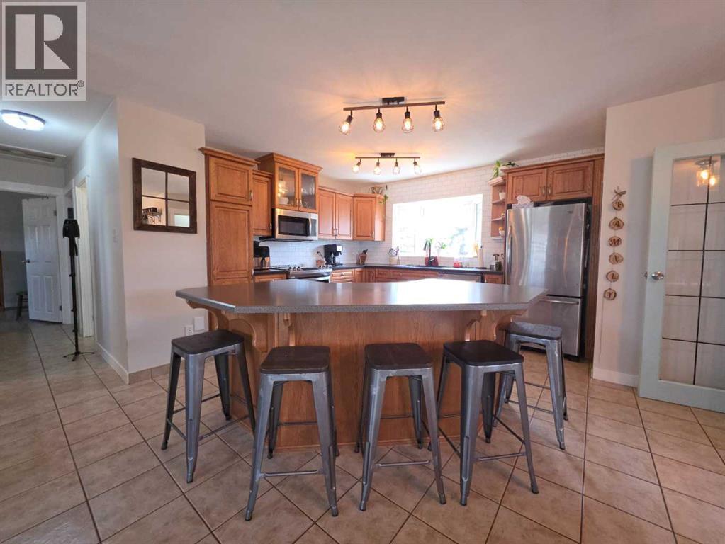 69 Alberta Crescent - photo 3