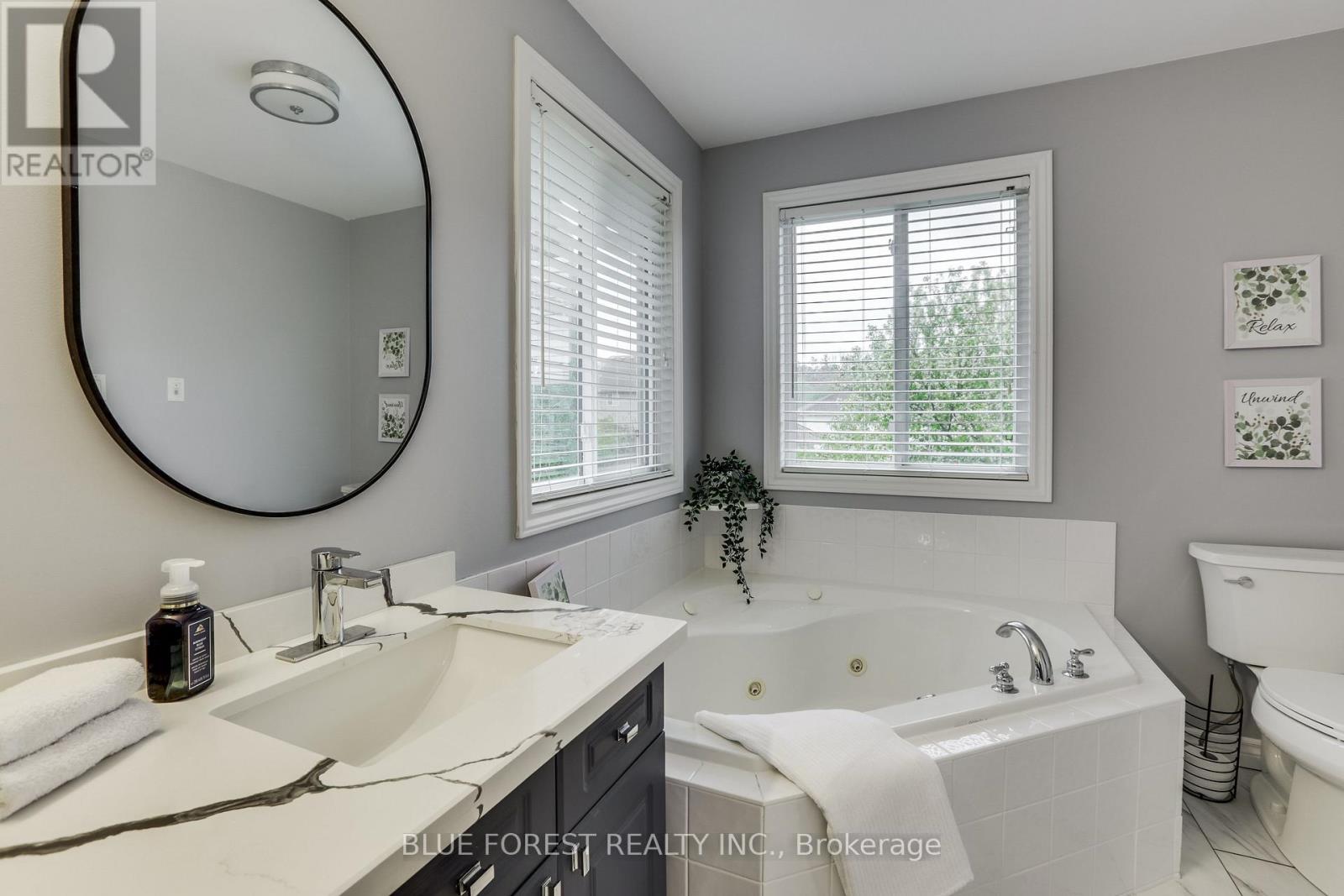 179 FOREST GROVE CRESCENT - 19