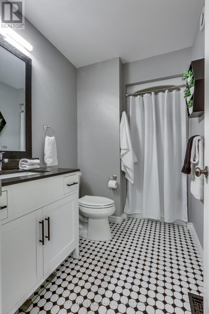 179 FOREST GROVE CRESCENT - 24