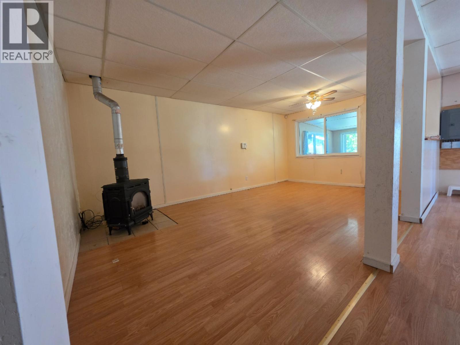 3949 SCHEMENAUR ROAD - 10