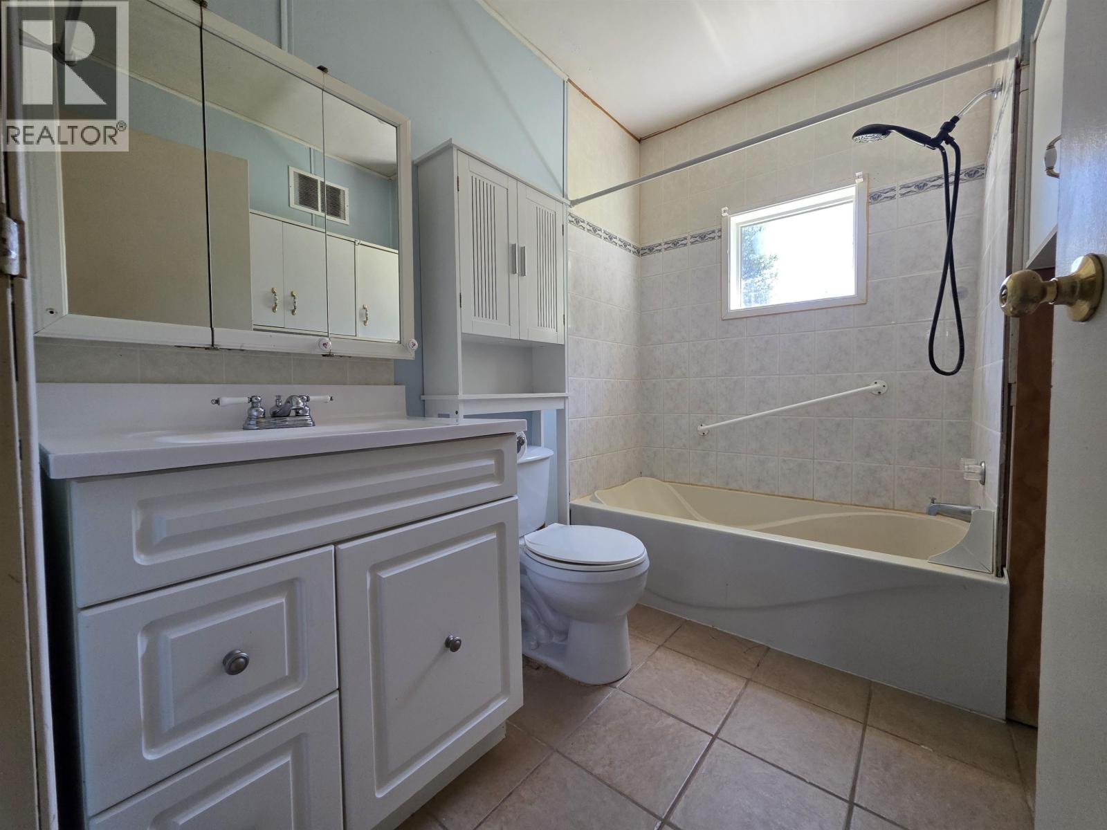 3949 SCHEMENAUR ROAD - 15