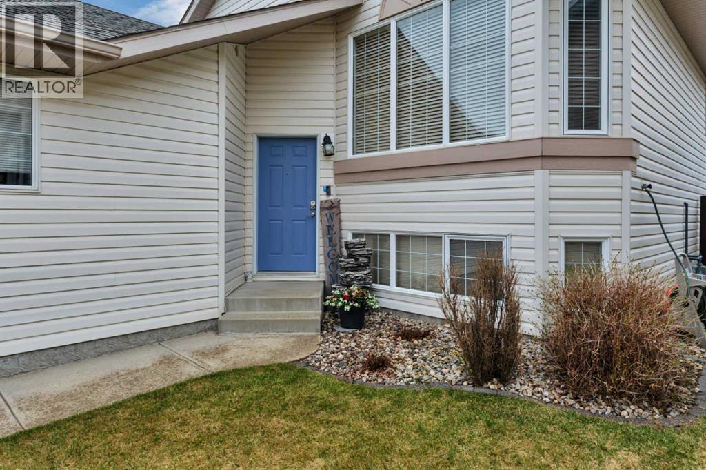 6003 43 Avenue Close - photo 2