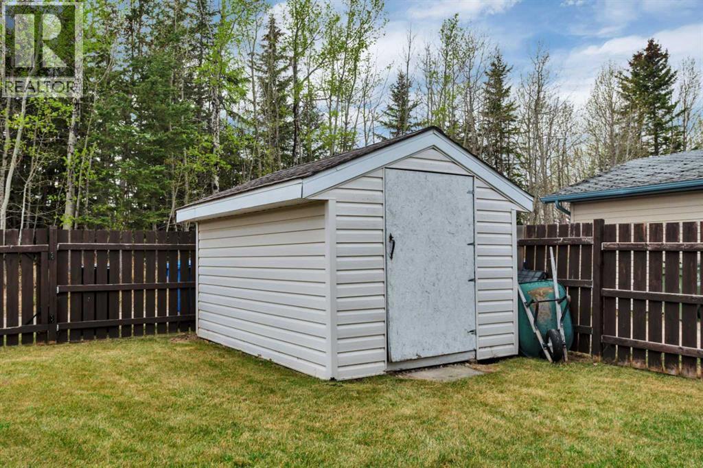 6003 43 Avenue Close — photo 38
