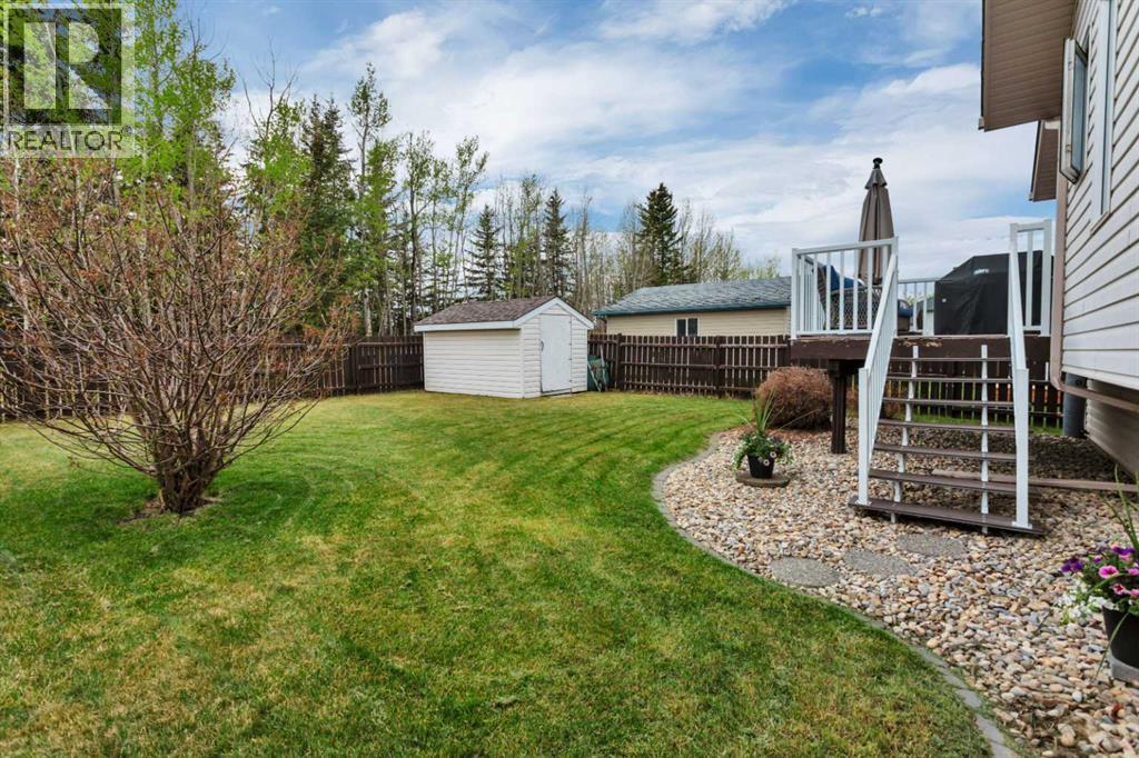 6003 43 Avenue Close — photo 33