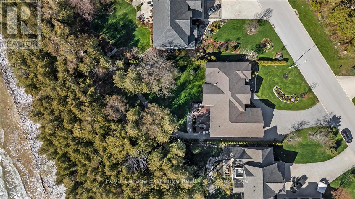195 BIRCHWOOD AVENUE - 33