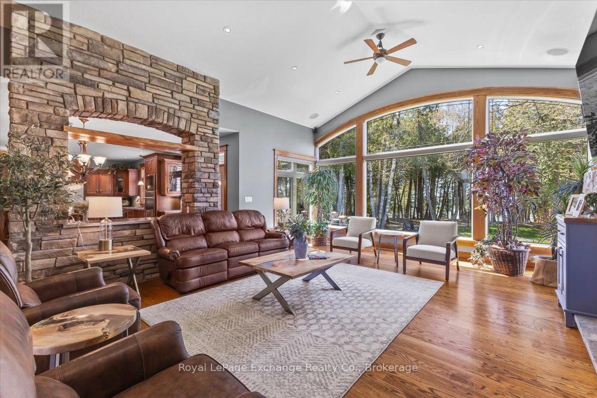 195 BIRCHWOOD AVENUE - Image 7