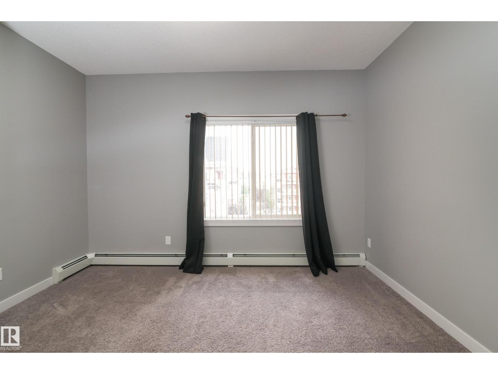 #414 2207 44 AV NW - 14