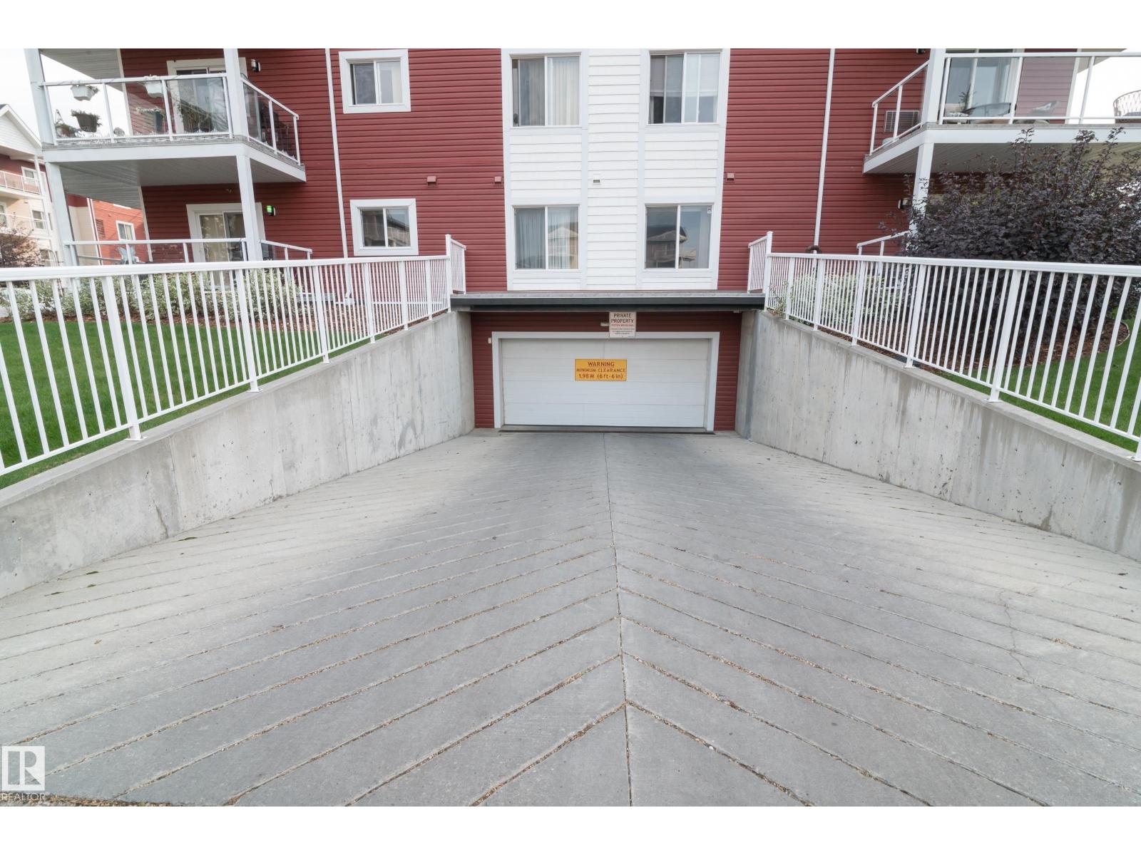 #414 2207 44 AV NW - 28