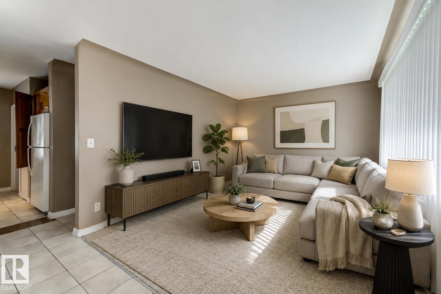 9602 90 ST NW - Image 2