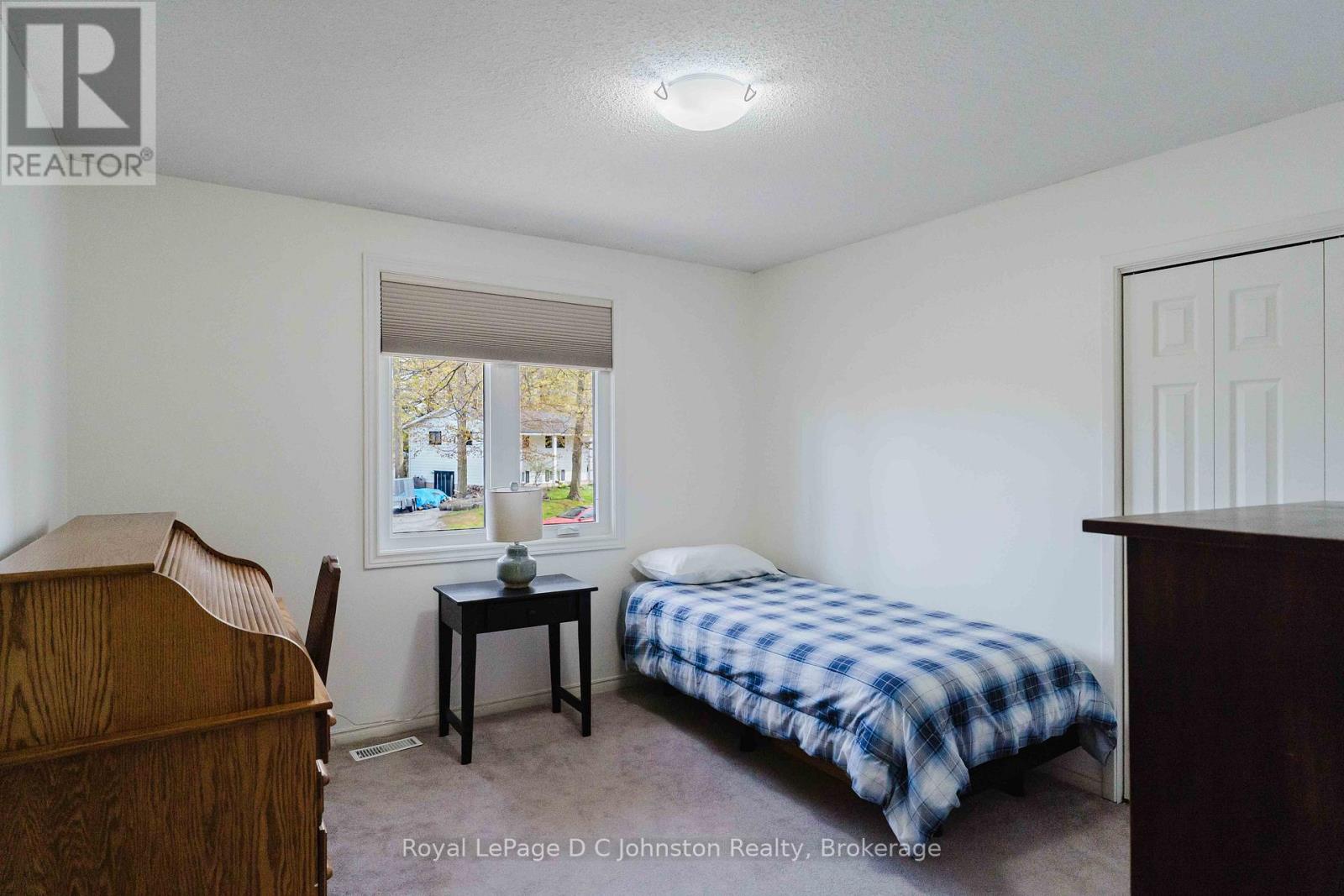 343 MAPLE DRIVE - 20