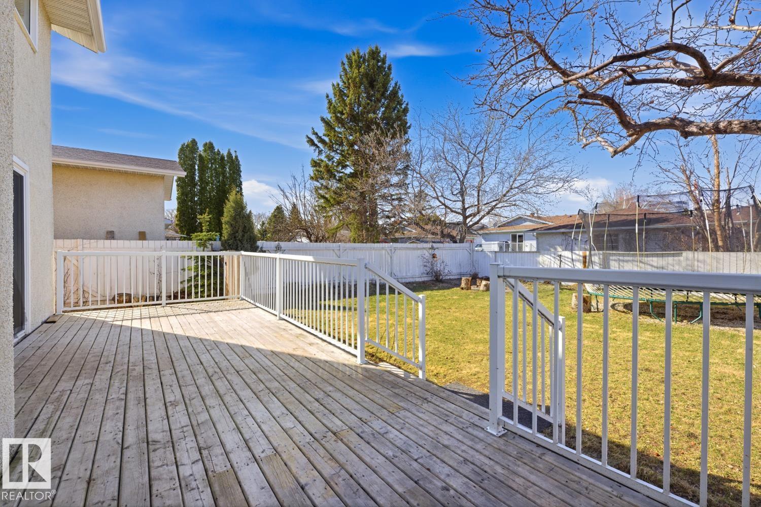 17604 85 AV NW - 40