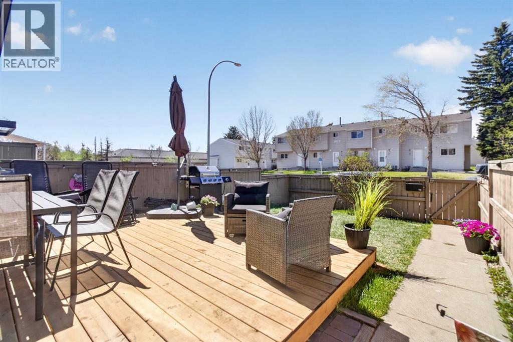 #79 3809 45 Street SW - Image 2