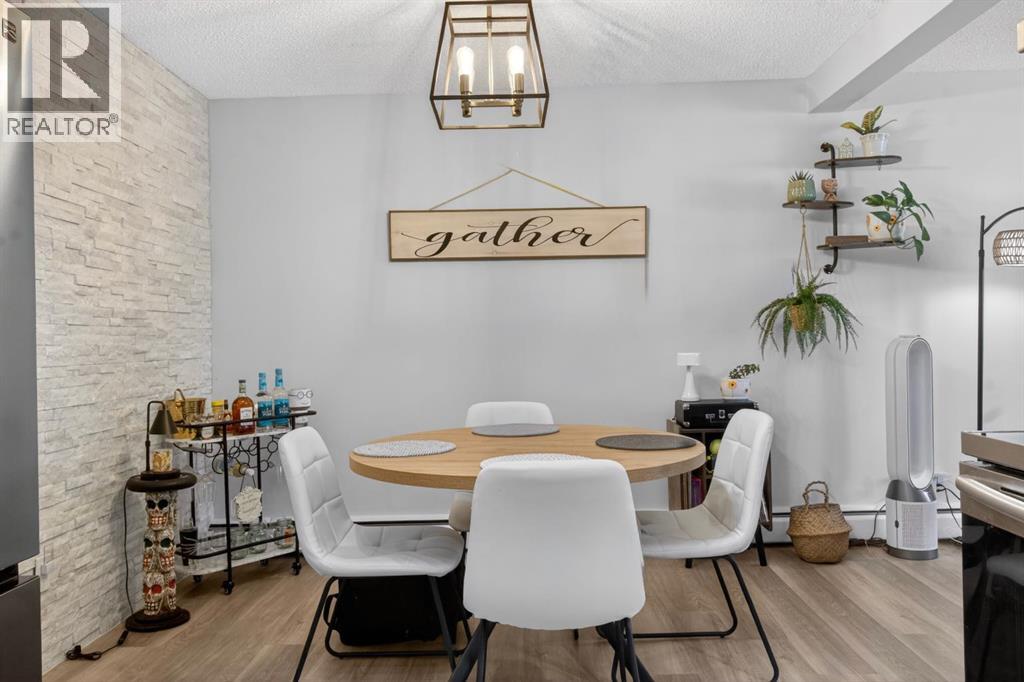 #79 3809 45 Street SW - 19