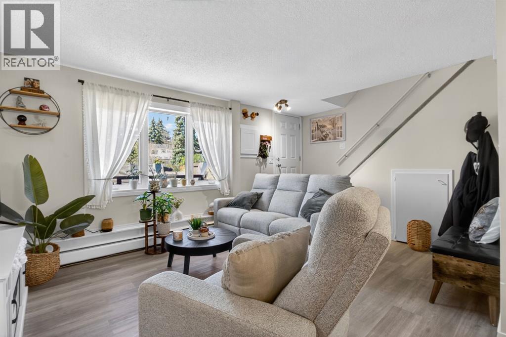 #79 3809 45 Street SW - 5
