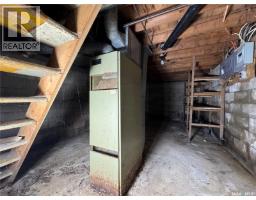 208 Irvine Street, Cut Knife, SK S0M0N0 Photo 12