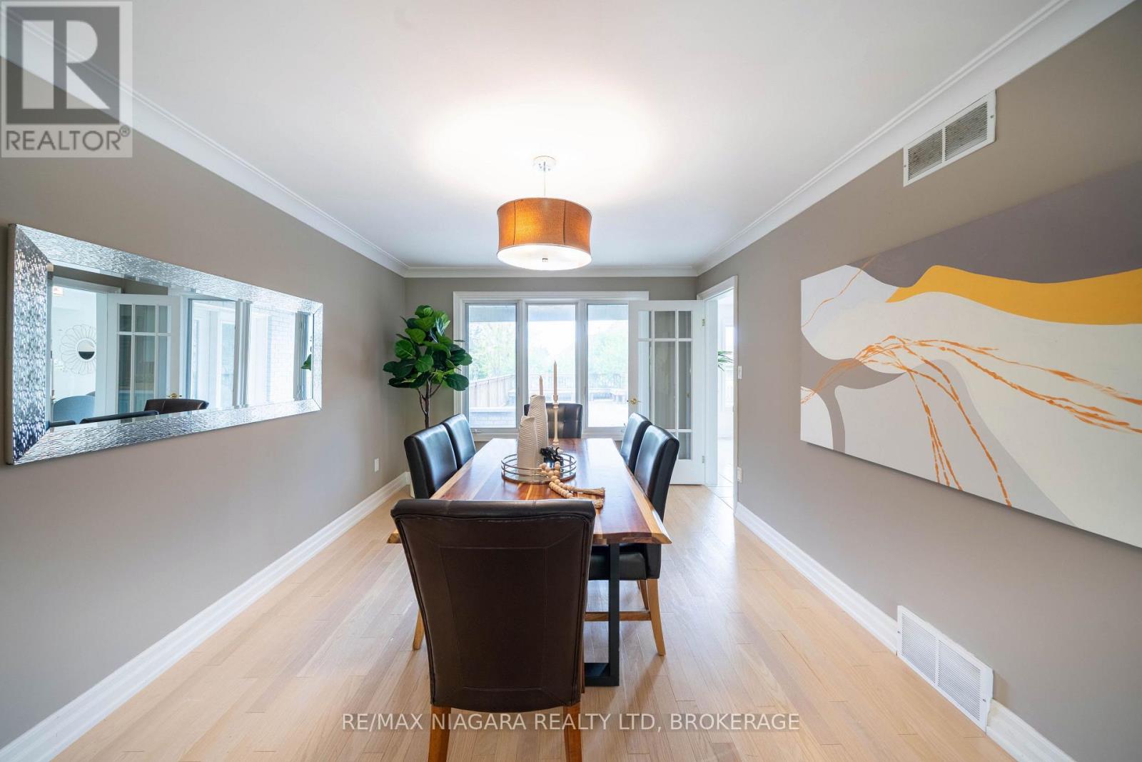 2 MCCLURE CRESCENT - 20