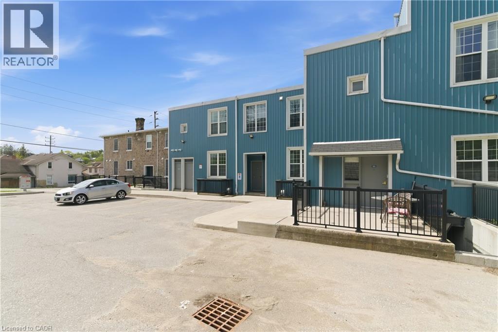 58 BEVERLY Street Unit# 106, Cambridge, Ontario, N1R3Z7 — Photo 3