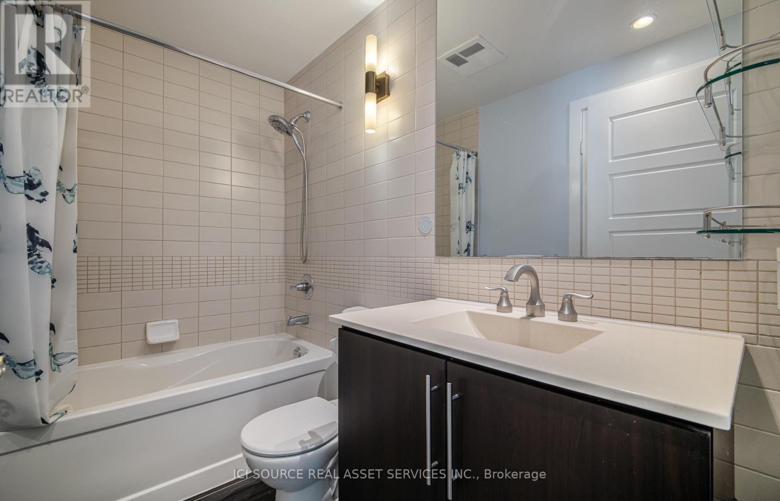 #2303 28 LINDEN STREET - 13