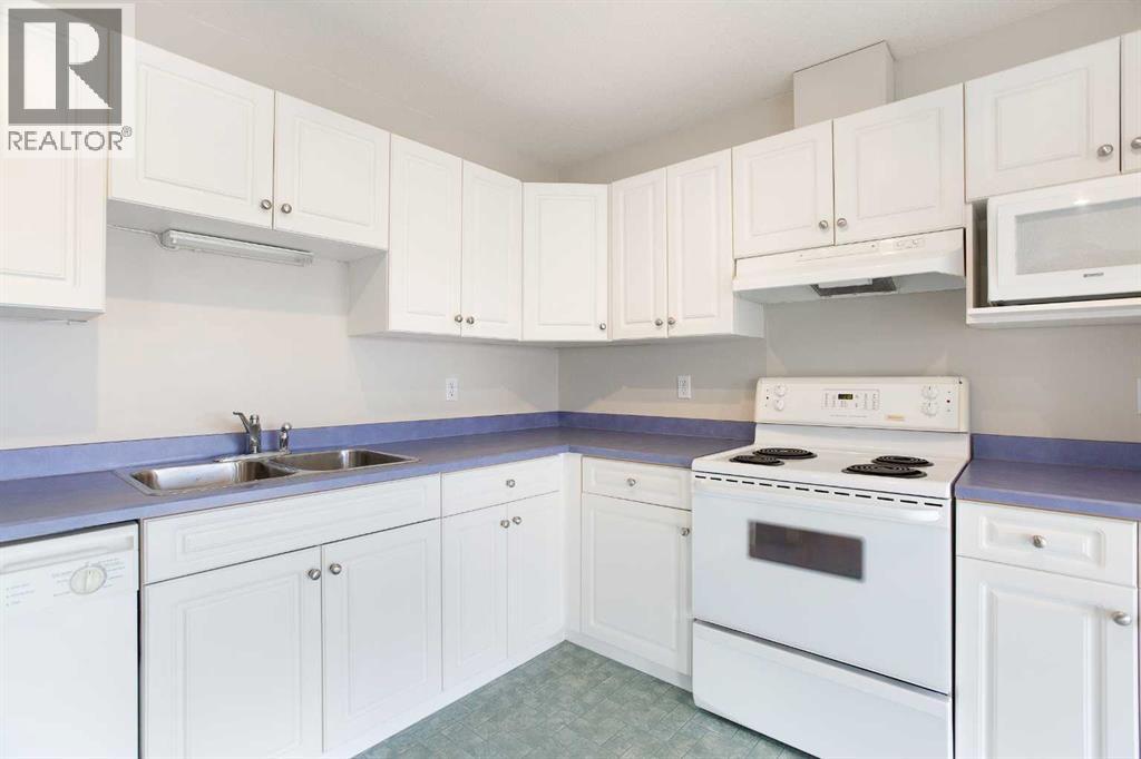 537 Epiphany Bay - 5