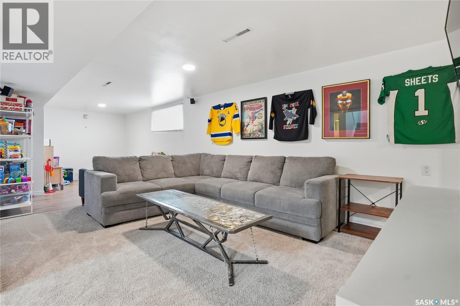 1210 K AVENUE N - 26