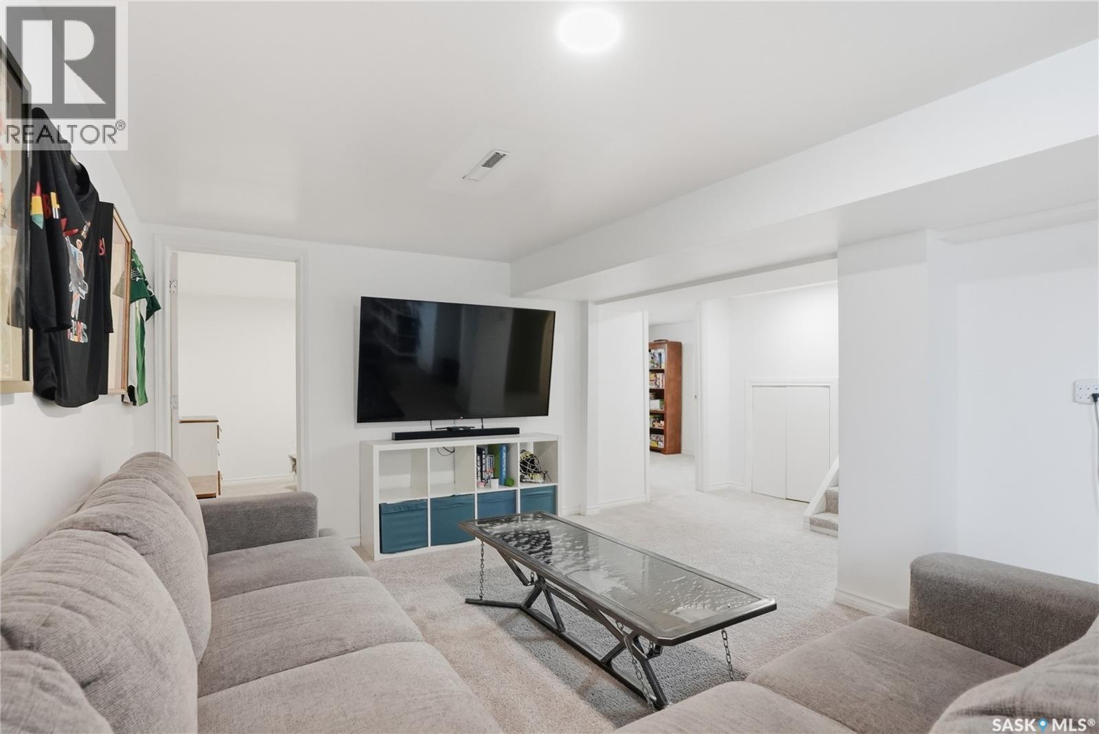 1210 K AVENUE N - 29