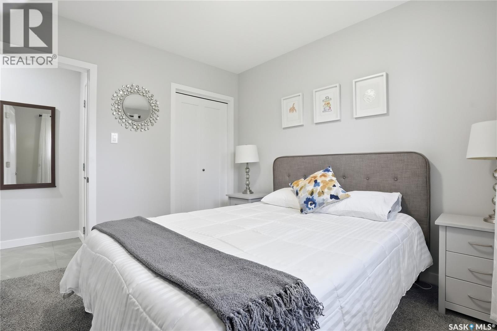 1646 East HEIGHTS - 21