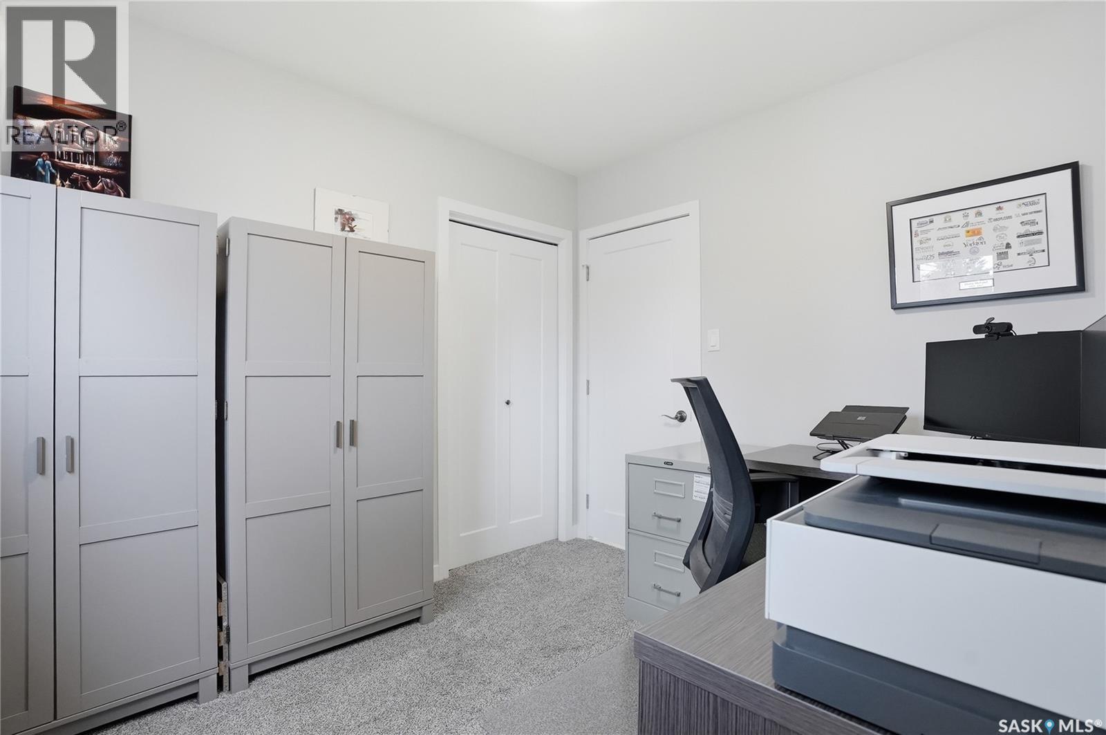 1646 East HEIGHTS - 23