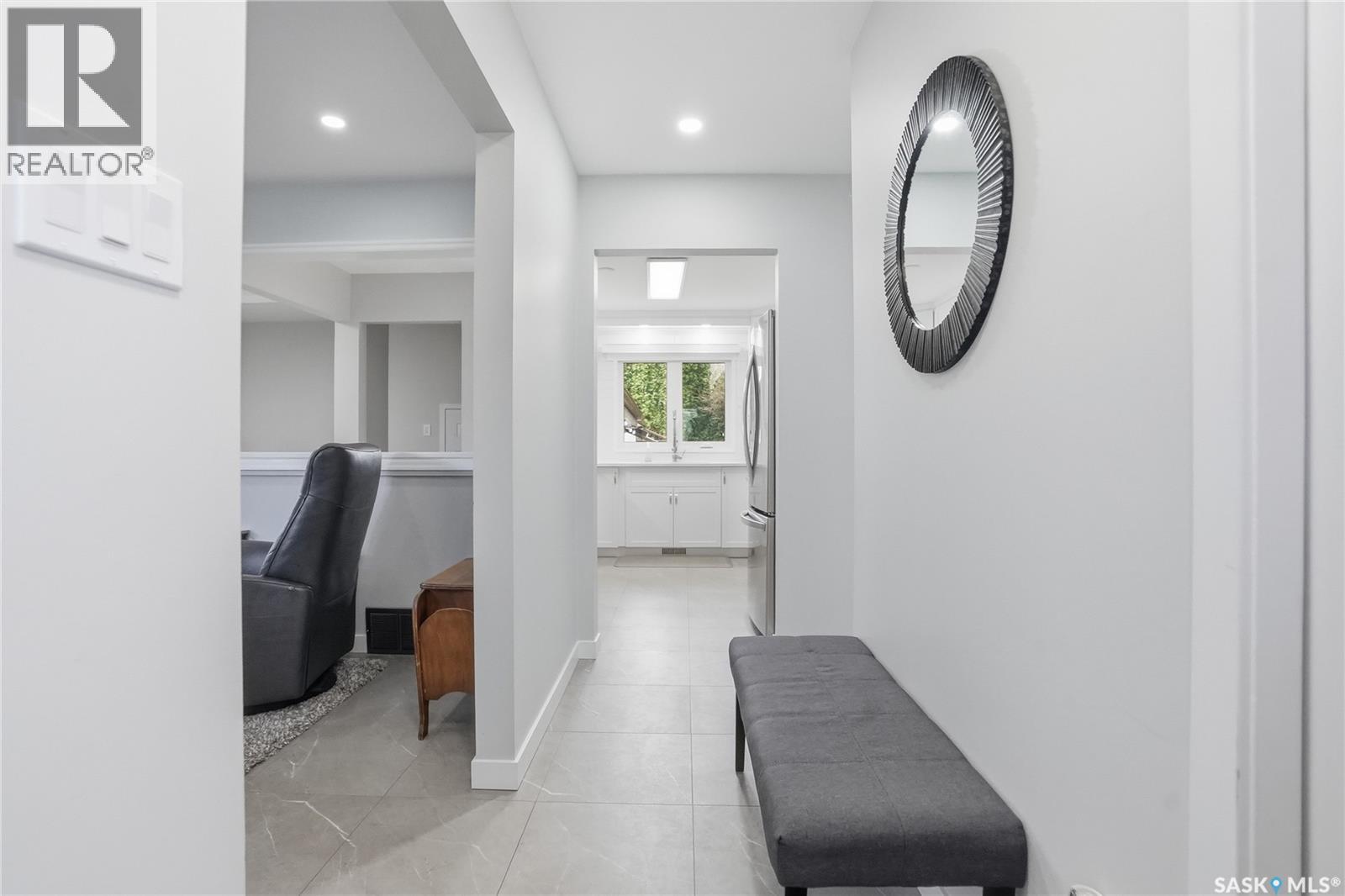 1646 East HEIGHTS - Image 3