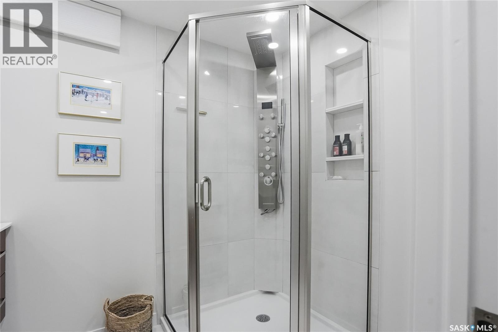 1646 East HEIGHTS - 33