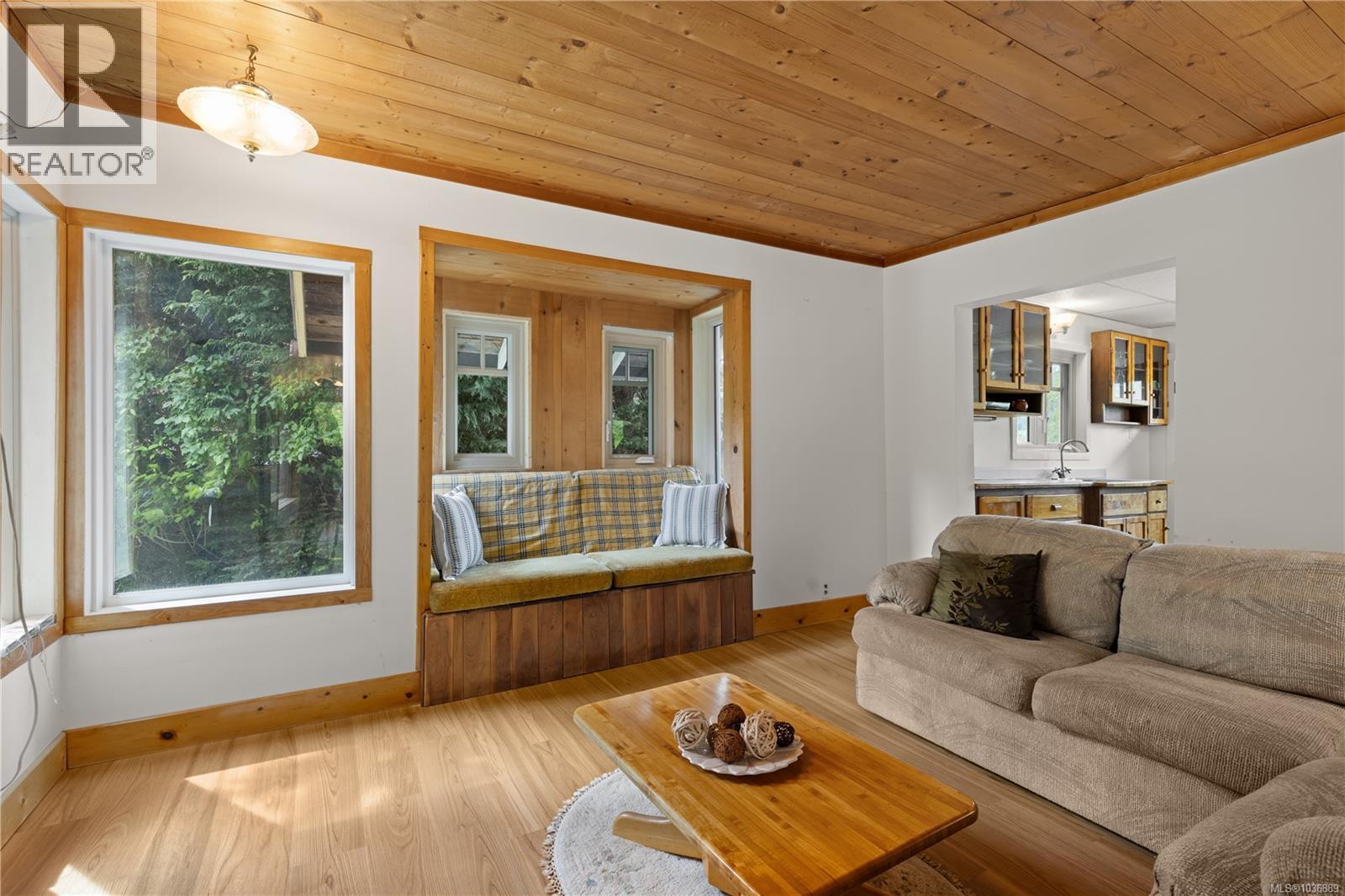 1139 Lippincott Rd - 9